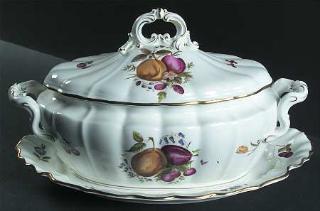 Delecta (Coburg Shape) Oval Tureen & Lid with Underplate