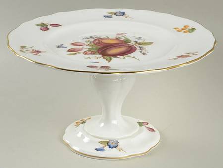 Delecta (Coburg Shape) 9" Diameter Pedestal Cake Stand