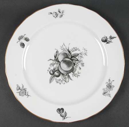 Delecta (Black Design) 12" Chop Plate (Round Platter)