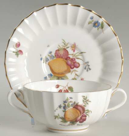 Delecta (Warmstry, Ribbed) Footed Cream Soup Bowl & Saucer Set