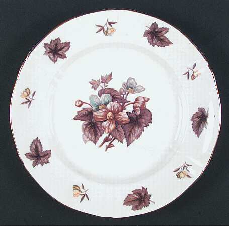 Dorchester (Scalloped, Z2637) Luncheon Plate