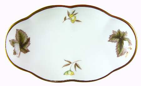 Dorchester (Scalloped, Z2637) Silver Tray