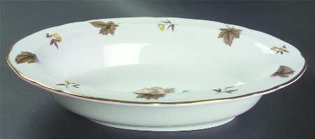 Dorchester (Scalloped, Z2637) 10" Oval Vegetable Bowl