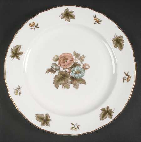 Dorchester (Scalloped, Z2637) 12" Chop Plate (Round Platter)