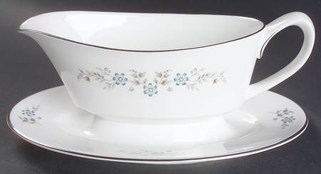 Dorset Gravy Boat with Attached Underplate