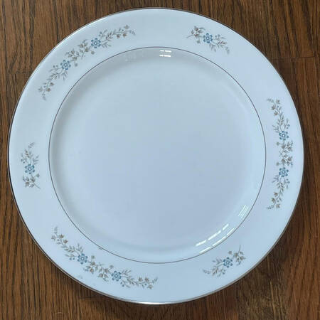 Dorset 13" Chop Plate (Round Platter)