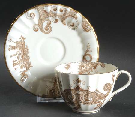 Dragon Sorrel Brown Flat Cup & Saucer Set