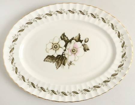 Engadine (No Inner Verge) 14" Oval Serving Platter