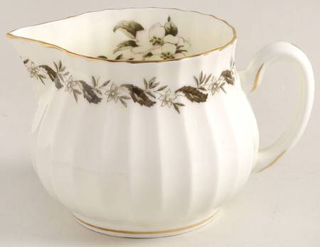 Engadine (No Inner Verge) Creamer