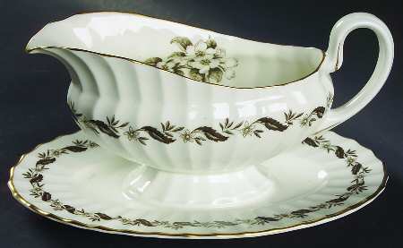 Engadine (No Inner Verge) Gravy Boat with Attached Underplate