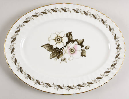 Engadine (Inner Verge) 13" Oval Serving Platter
