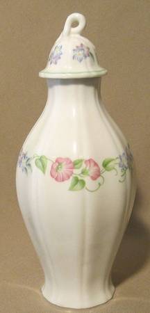 English Garden (Green Trim) Small Covered Vase