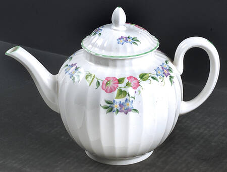 English Garden (Green Trim) Teapot & Lid