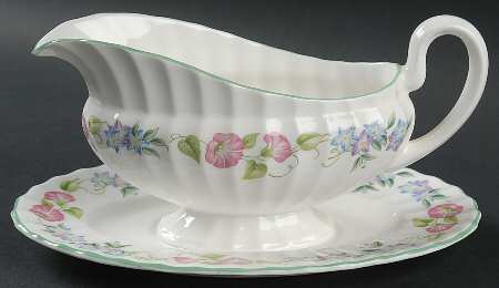 English Garden (Green Trim) Gravy Boat & Underplate