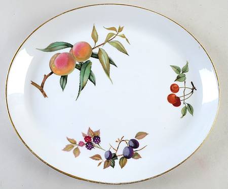 Evesham Gold 13" Oval Serving Platter