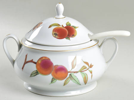Evesham Gold Tureen & Lid w/Ladle
