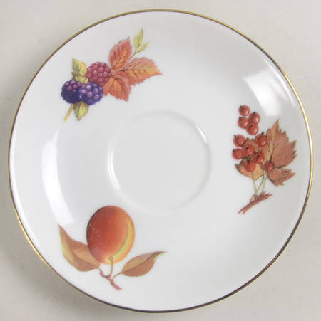 Evesham Gold Saucer for Flat Cup