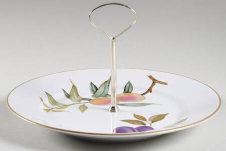 Evesham Gold Round Serving Plate with Handle (DP)