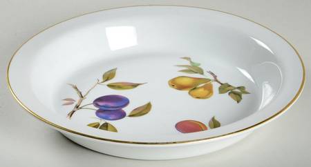 Evesham Gold Large Round Pie Baker