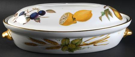 Evesham Gold 9" Oval Entree Dish & Lid