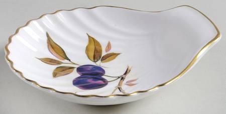 Evesham Gold 5" Shell Shaped Bowl