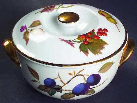 Evesham Gold 1 Pint Round Deep Covered Casserole