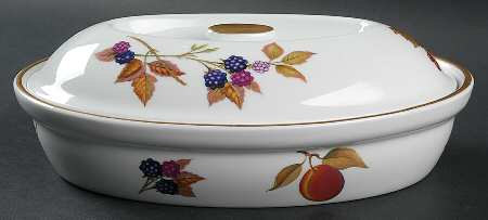 Evesham Gold 9" Oval Entree Dish & Lid