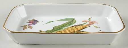 Evesham Gold 11" Rectangular Baker