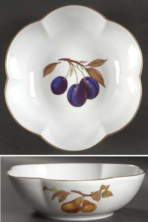 Evesham Gold 8" Round Scalloped Dish