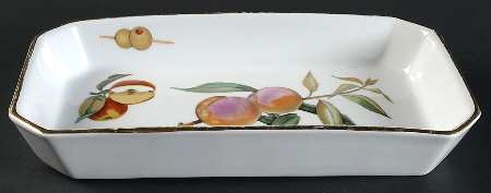 Evesham Gold 11" Rectangular Baker