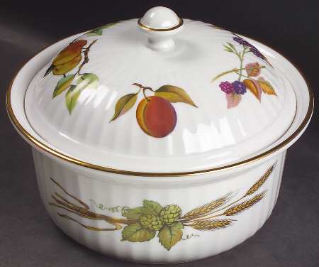Evesham Gold 1.5 Qt Round Covered Casserole