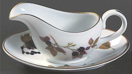 Evesham Gold Individual Gravy Boat & Plate by Royal Worcester