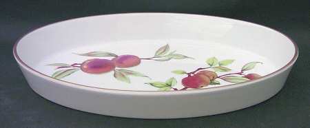 Evesham Gold 14" Oval Baker