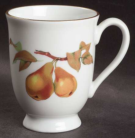Evesham Gold Footed Mug