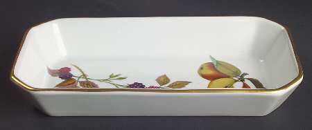 Evesham Gold 8" Rectangular Baker