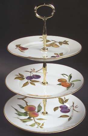 Evesham Gold 3-Tiered Serving Tray (DP, LP, SP)