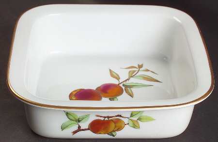 Evesham Gold 10" Square Baker