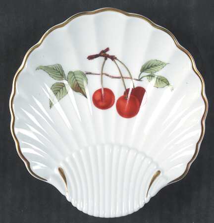 Evesham Gold Medium Shell Shaped Dish