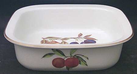 Evesham Gold 12" Square Baker