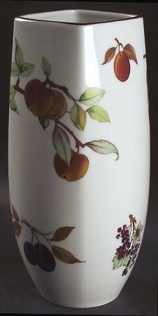 Evesham Gold 12" Square Vase