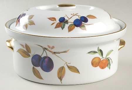 Evesham Gold 2.25 Qt Oval Deep Covered Casserole