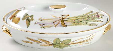 Evesham Gold 9" Oval Entree Dish & Lid