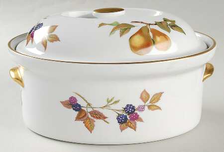 Evesham Gold 2.25 Qt Deep Oval Covered Casserole