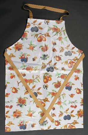 Evesham Gold 23" X 32" Matt PVC Apron