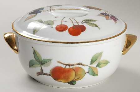 Evesham Gold 1.50 Pt Round Covered Casserole