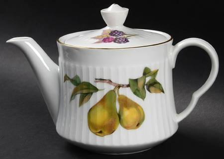 Evesham Gold Mini Teapot & Lid