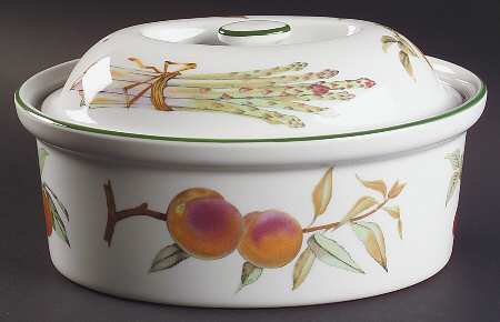 Evesham Vale 2.25 Qt Oval Deep Covered Casserole by Royal Worcester