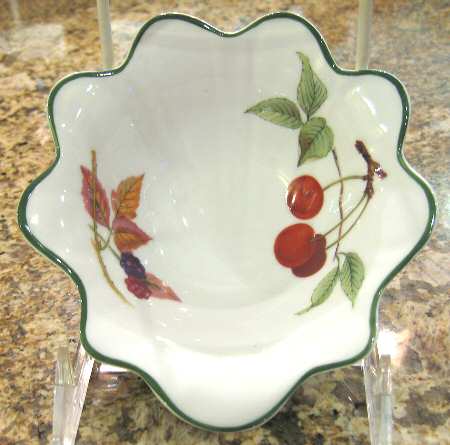 Evesham Vale Nut Dish