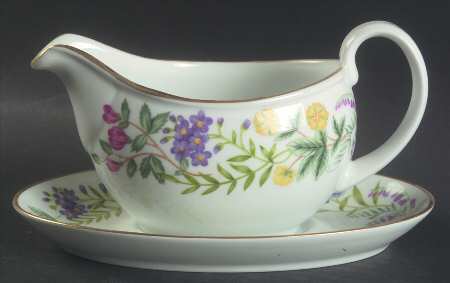 Fairfield Gravy Boat & Underplate