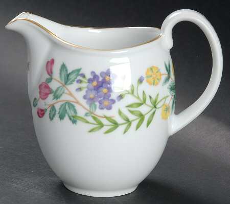Fairfield Creamer